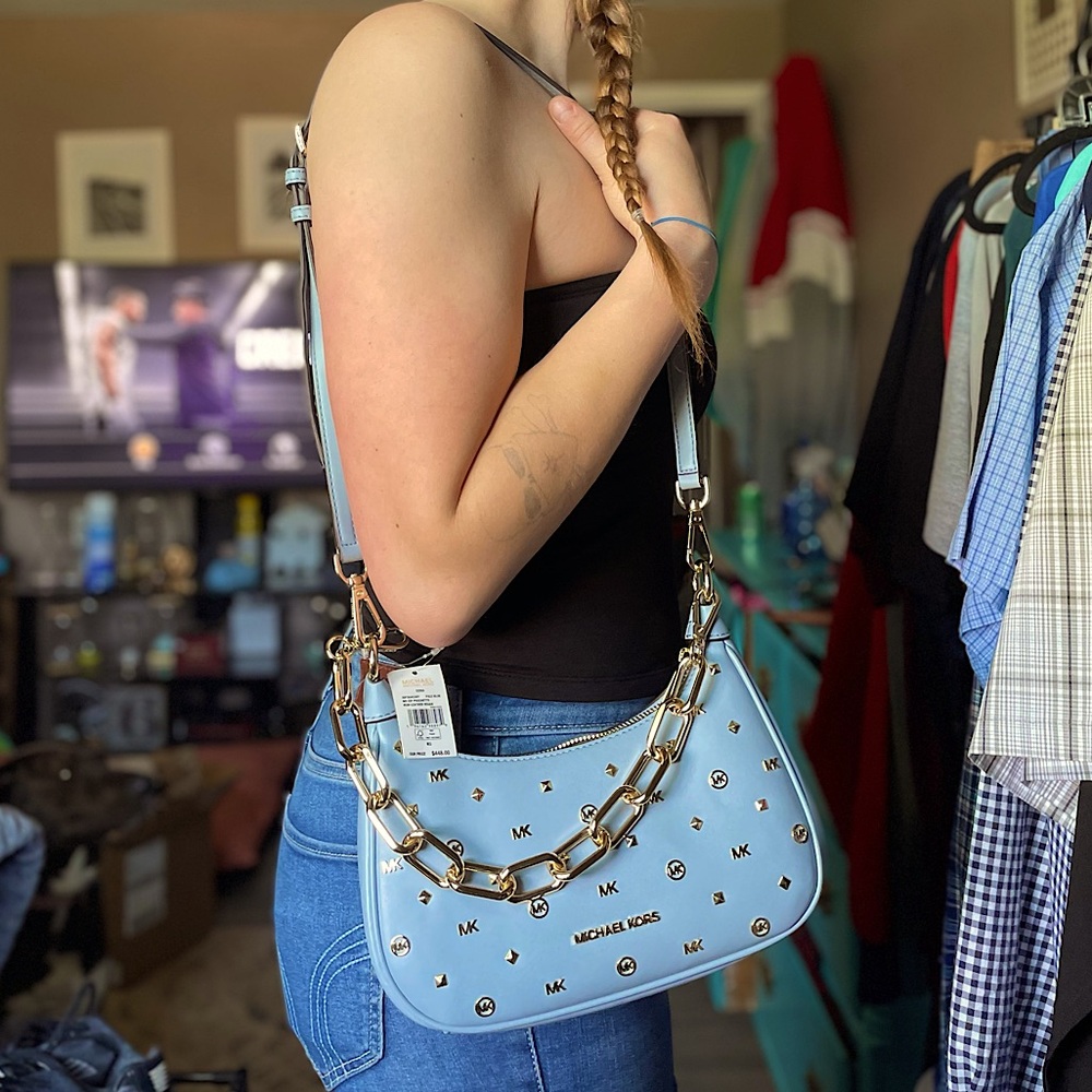 MICHAEL KORS NWT CORA ZIP POUCHETTE